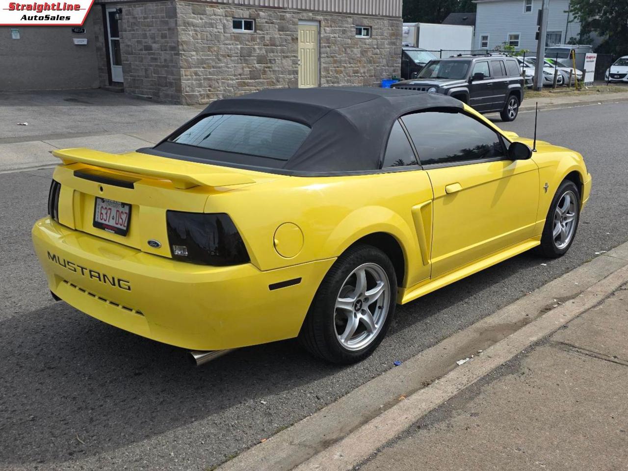 2003 Ford Mustang Deluxe Convertible - New Roof Installed Photo
