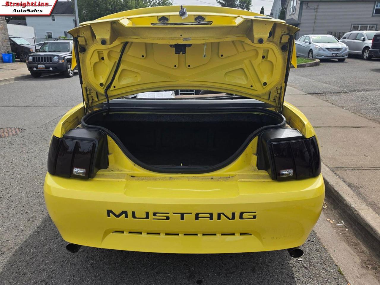 2003 Ford Mustang Deluxe Convertible - New Roof Installed Photo