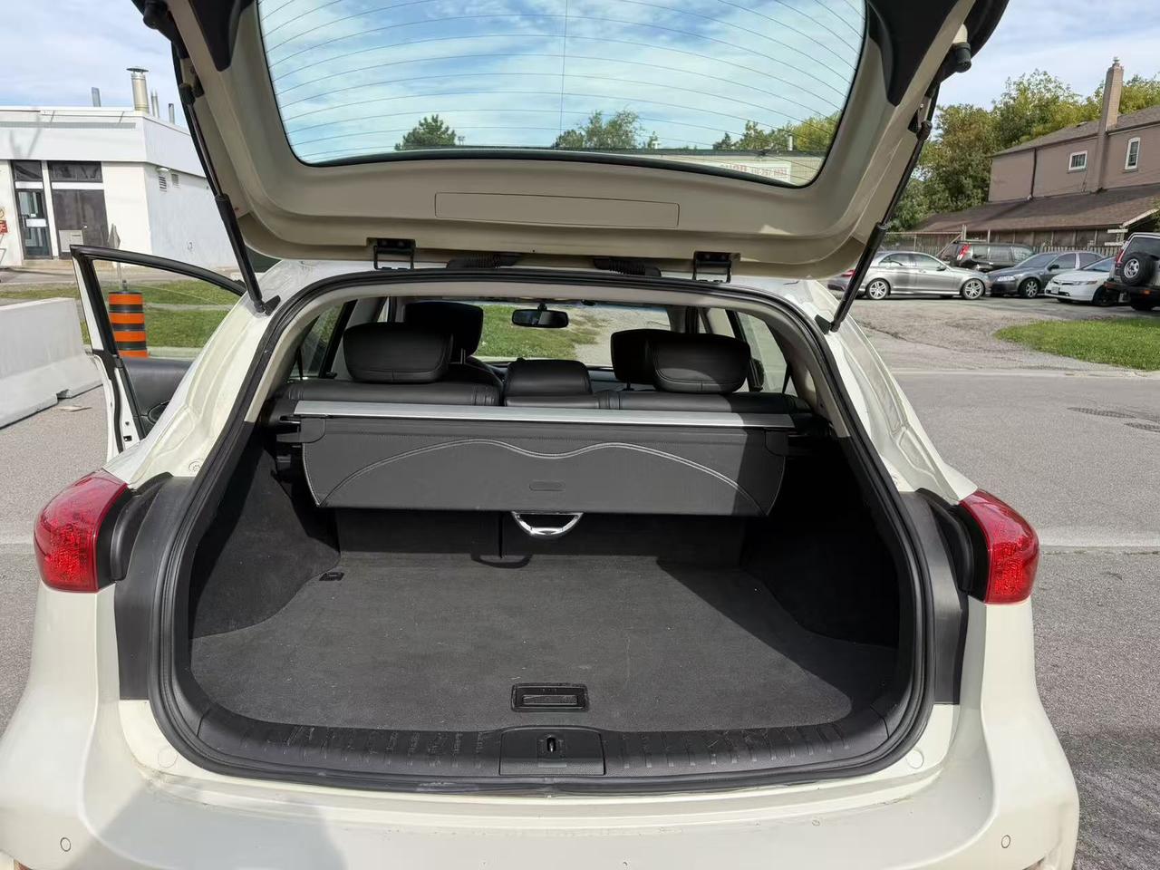 2016 Infiniti QX50 AWD 4DR Photo