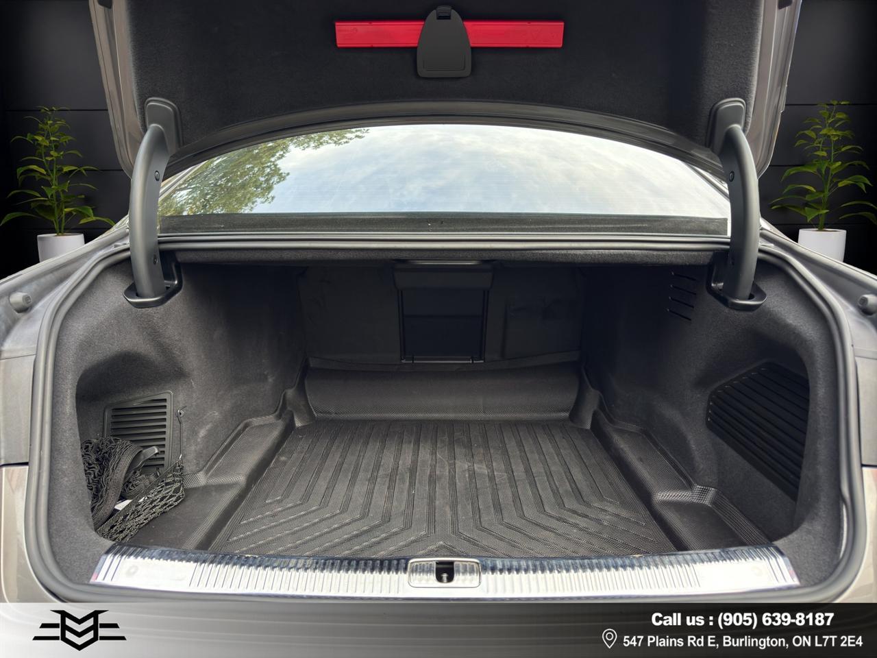 2019 Audi A8 L L - EXECUTIVE/DRIVER ASSISTANCE/REAR COMFORT/REAR CONNECTIVITY/EXTERIOR LIGHTING PACKAGE Photo