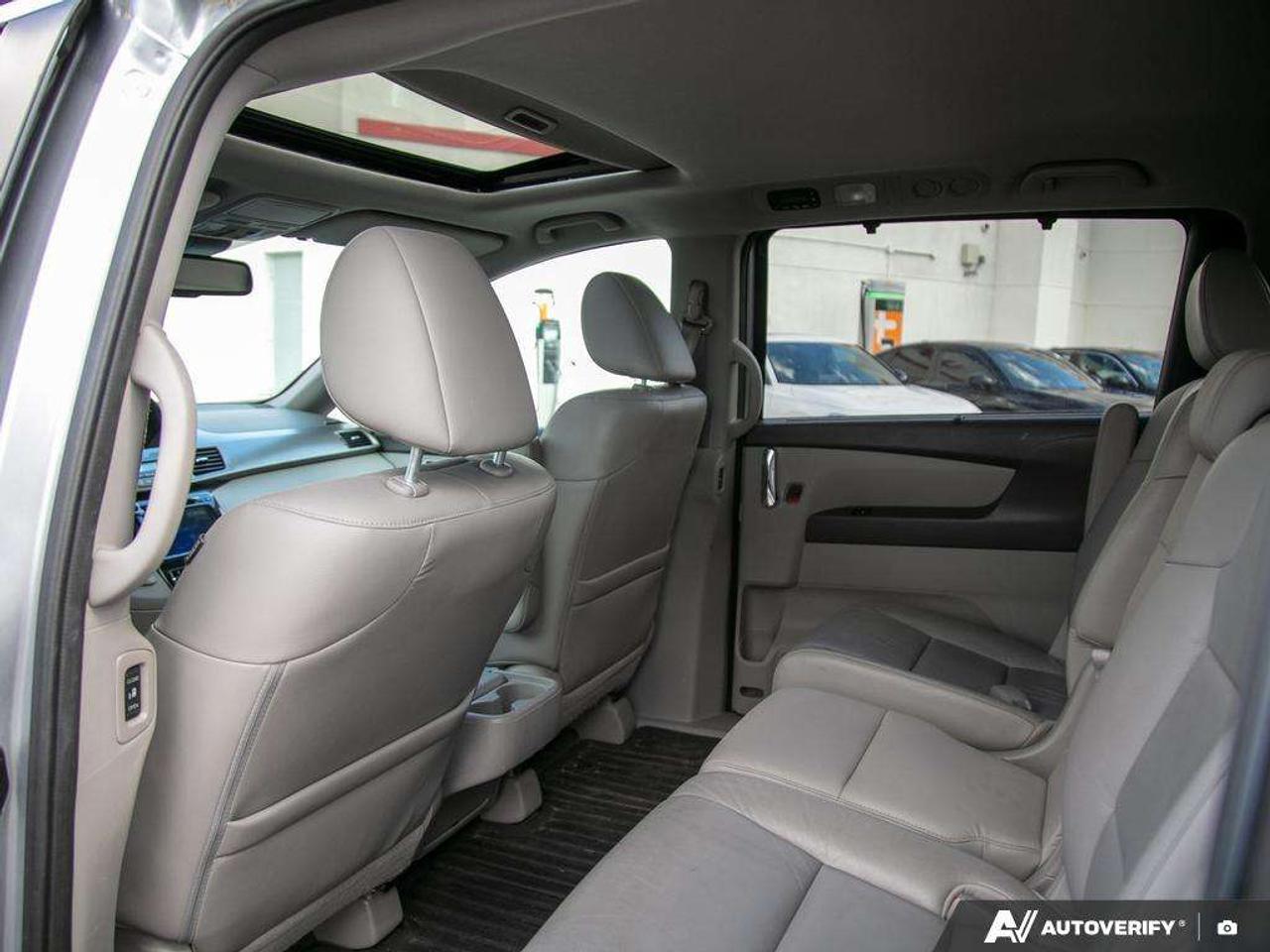 2016 Honda Odyssey EX-L Photo