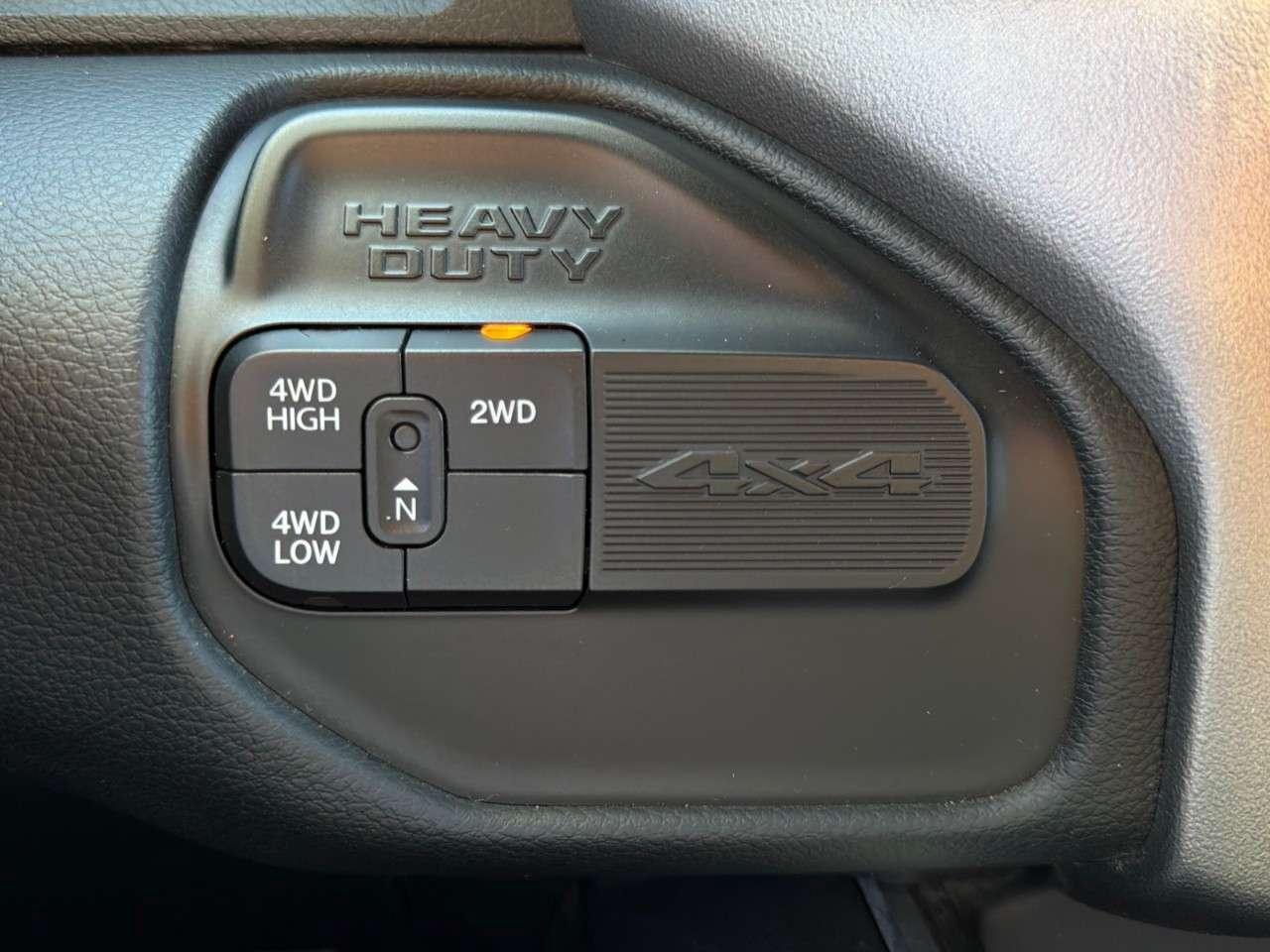 2019 RAM 2500 Big Horn 4x4 Crew Cab 6'4 Box Photo