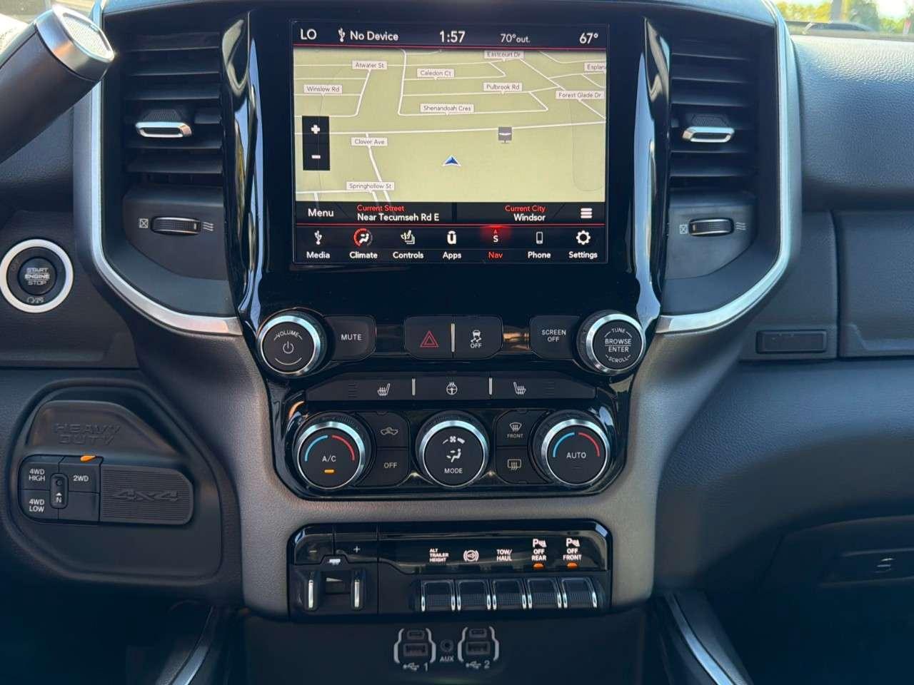 2019 RAM 2500 Big Horn 4x4 Crew Cab 6'4 Box Photo