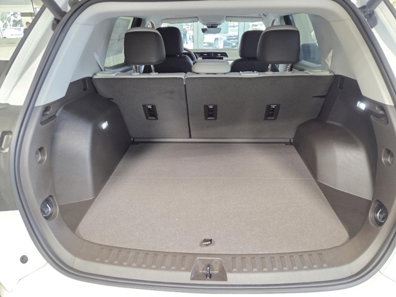2026 GMC Terrain Denali  - Sunroof -  Cooled Seats Photo