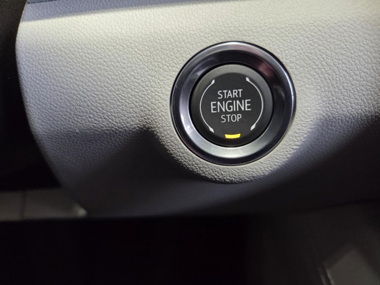 2026 GMC Terrain Denali  - Sunroof -  Cooled Seats Photo
