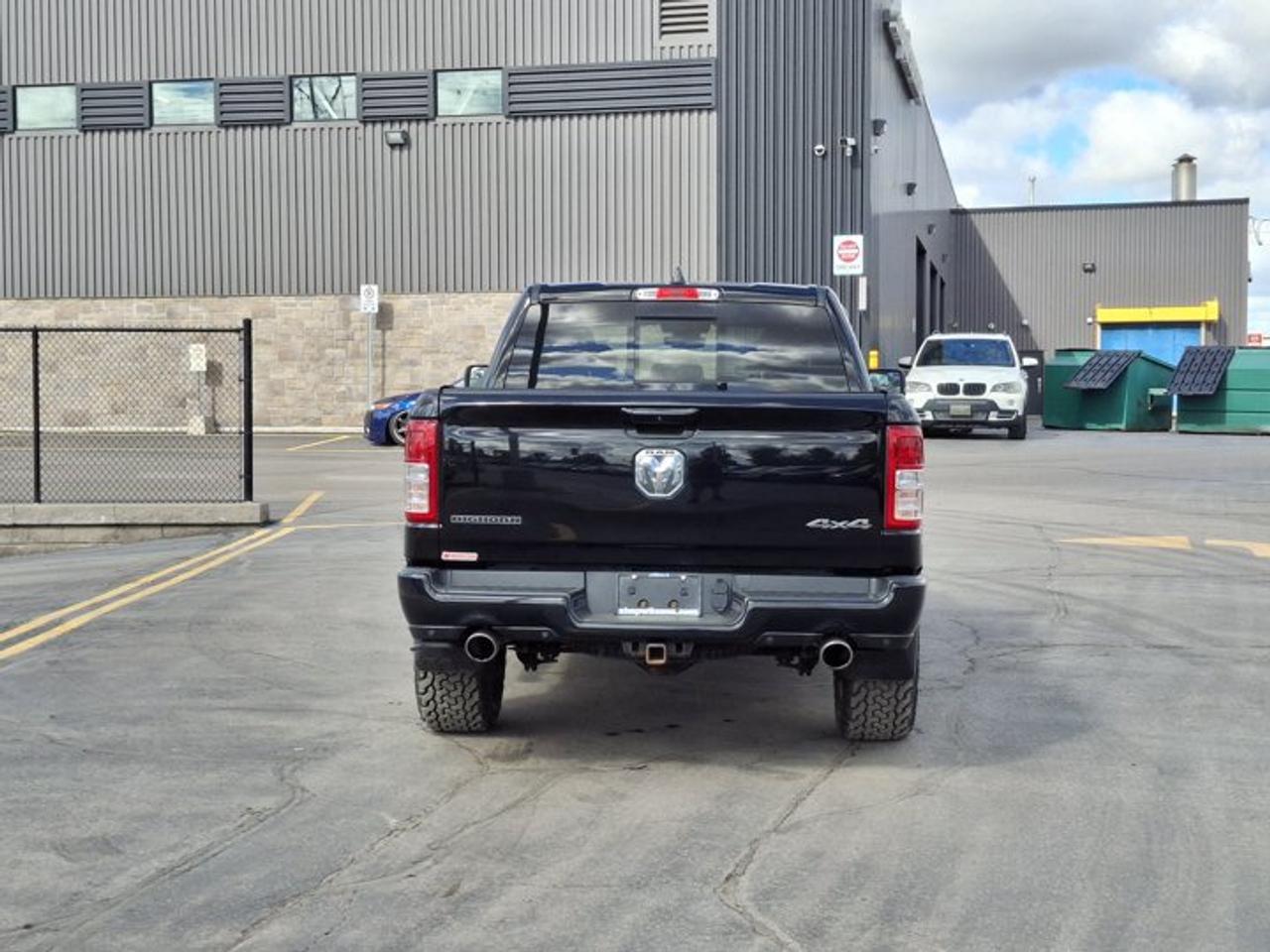2020 RAM 1500 Big Horn Crew Cab 4x4 | 5.7L Hemi | North Edition | 20" Alloys | Android Auto + CarPlay and More ! Photo