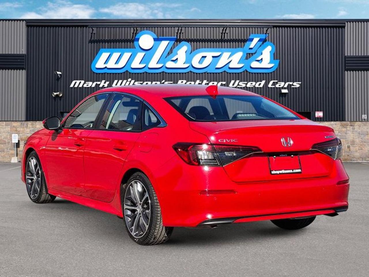2022 Honda Civic Sedan Touring | Leather | Sunroof | Heated Seats + Steering | Adaptive Cruise | CarPlay + Android & More ! Photo