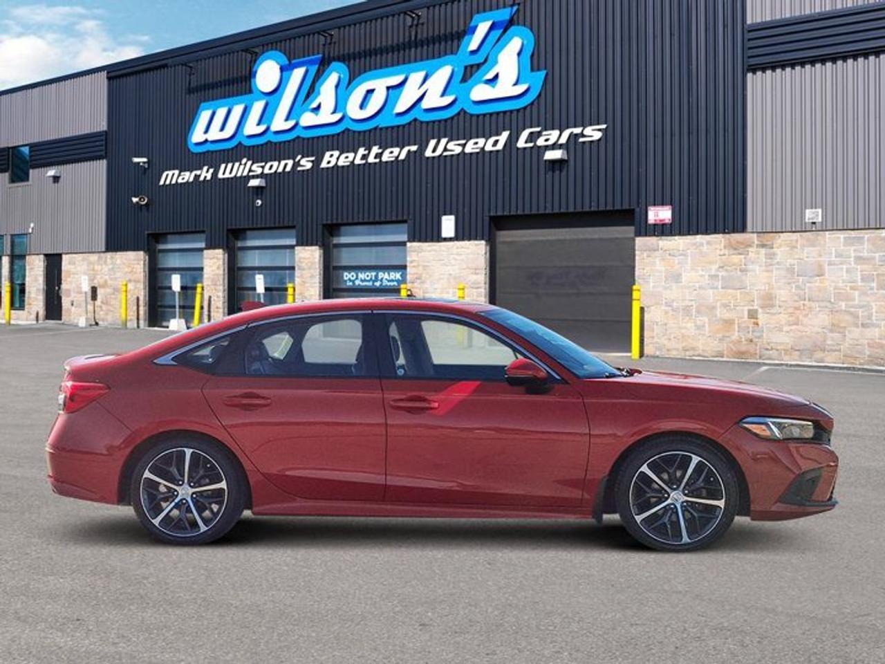 2022 Honda Civic Sedan Touring | Leather | Sunroof | Heated Seats + Steering | Adaptive Cruise | CarPlay + Android & More ! Photo