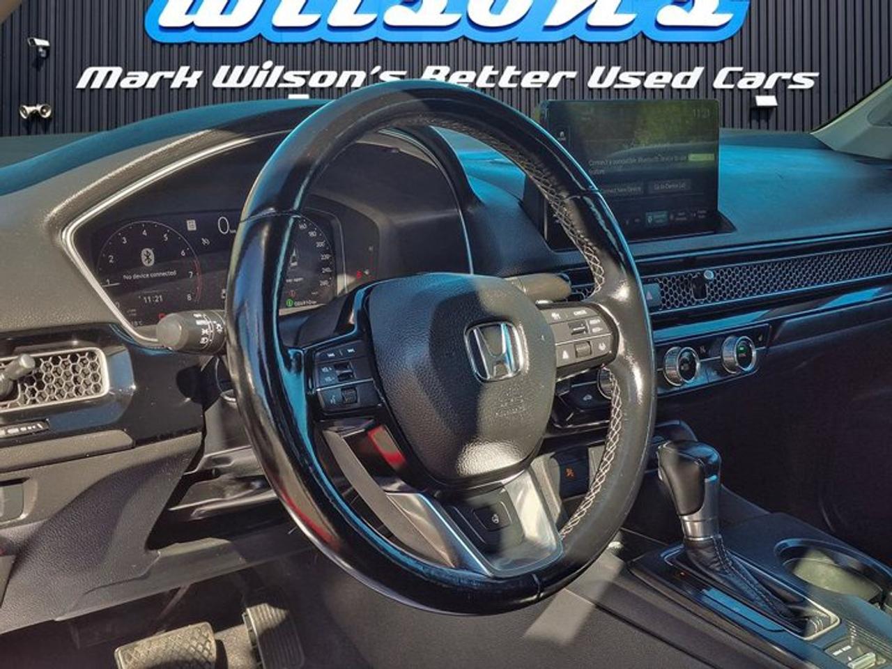 2022 Honda Civic Sedan Touring | Leather | Sunroof | Heated Seats + Steering | Adaptive Cruise | CarPlay + Android & More ! Photo