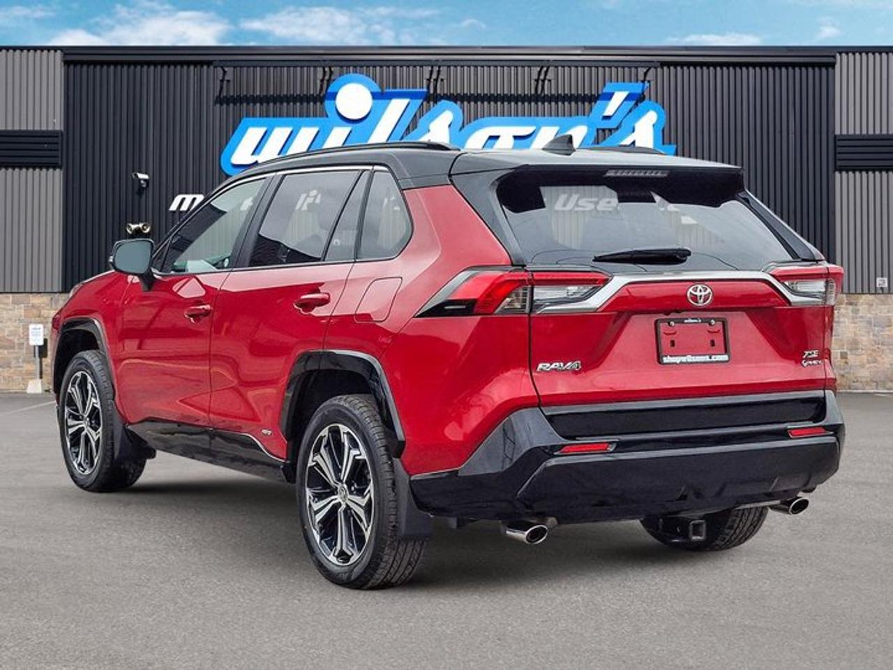 2025 Toyota RAV4 Plug-In Hybrid XSE AWD | Leather | Sunroof | Heated Seats | Adaptive Cruise | CarPlay + Android | Rear Cam & More ! Photo2