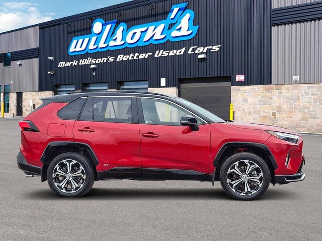 2025 Toyota RAV4 Plug-In Hybrid XSE AWD | Leather | Sunroof | Heated Seats | Adaptive Cruise | CarPlay + Android | Rear Cam & More ! Photo
