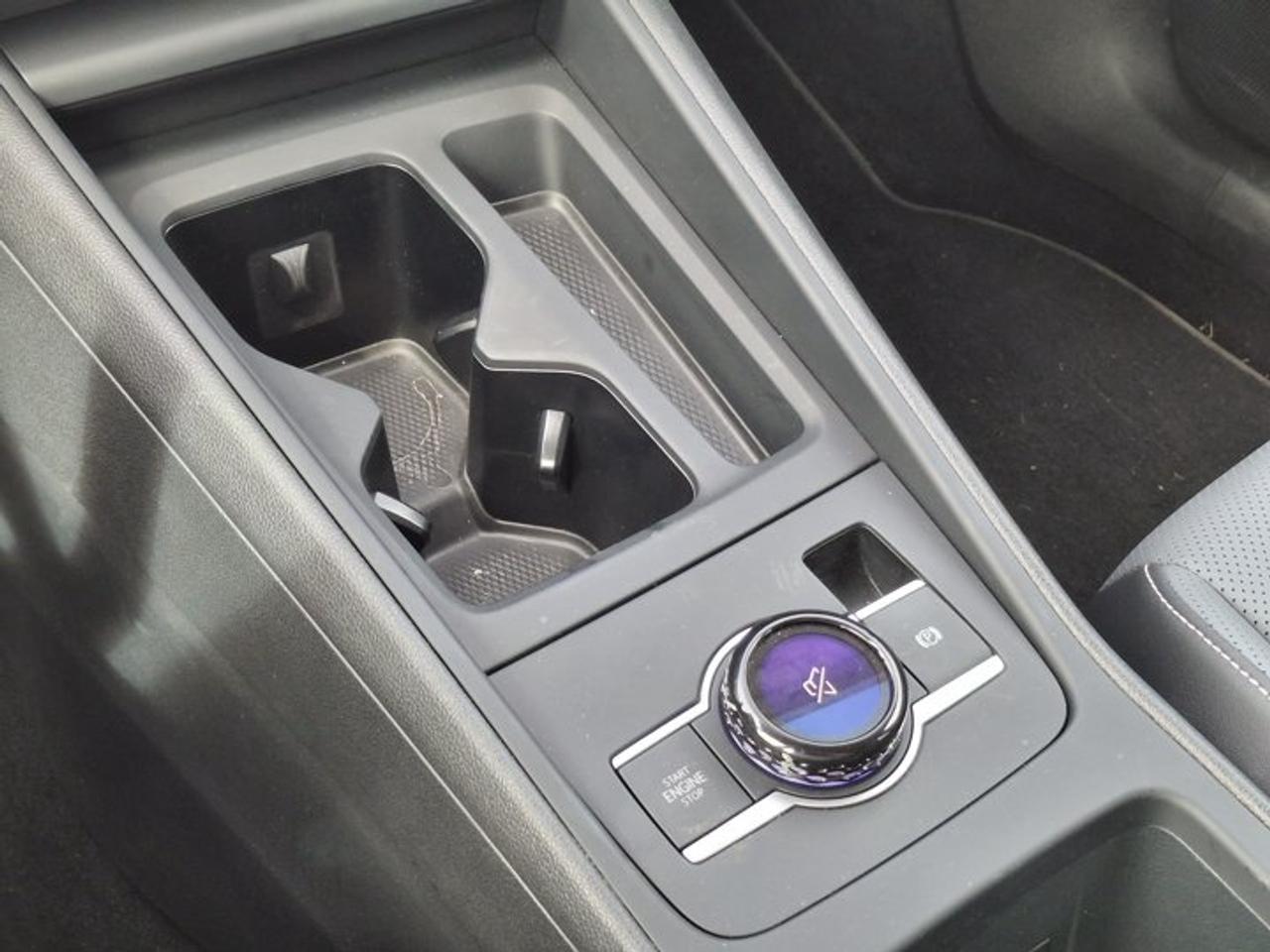 2026 Volkswagen Tiguan Comfortline 4Motion | Leatherette | Heated Seats + Steering | Remote Start | and More ! Photo