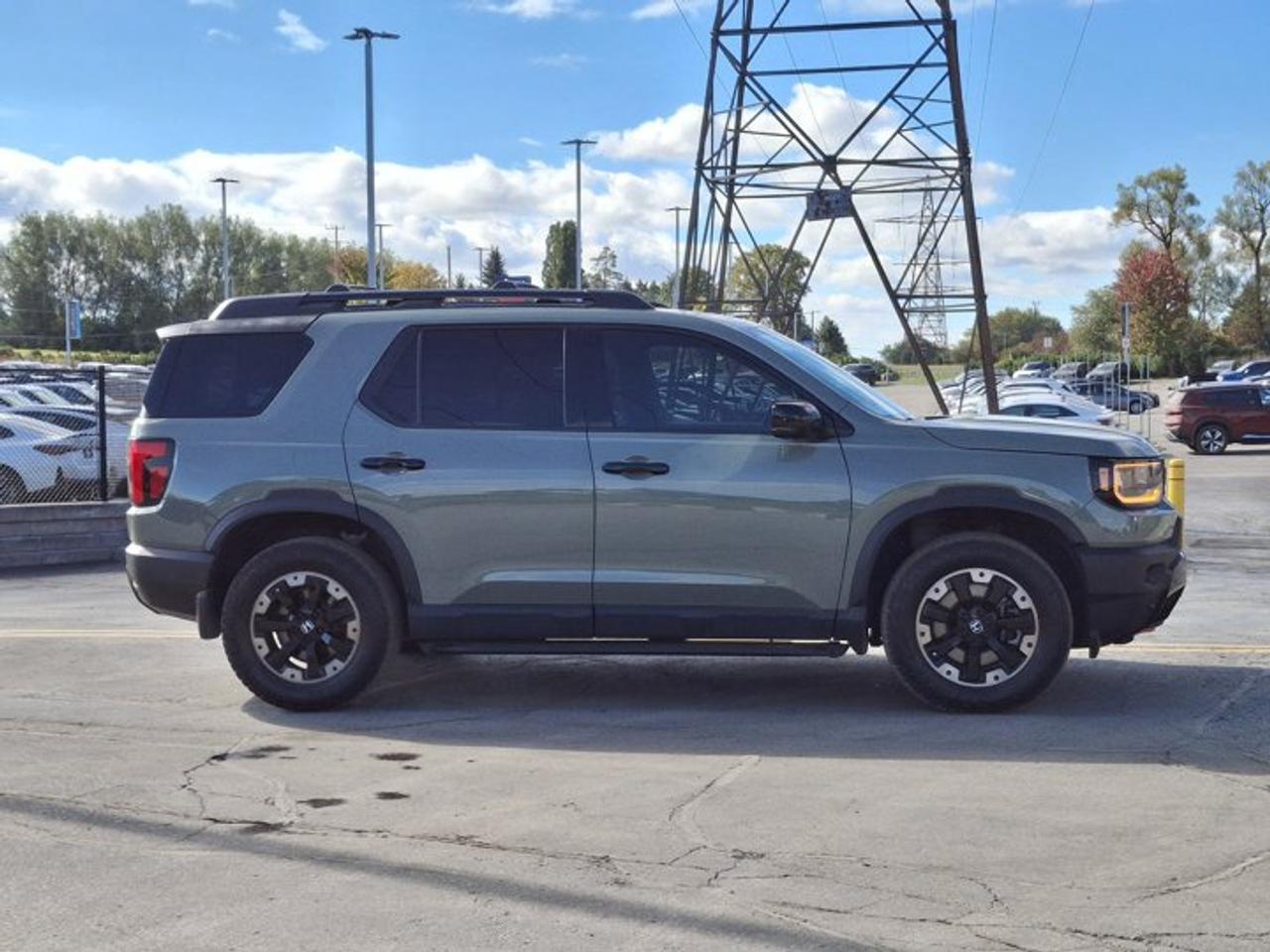 2026 Honda Passport TrailSport Touring | Leather | Sunroof | Roof Carrier | BOSE Audio | Heated + Vented Seats | 360 Cam Photo
