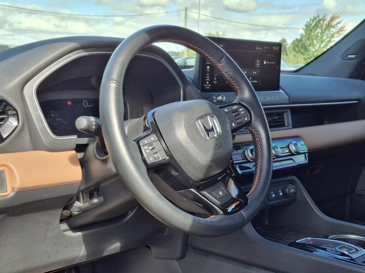 2026 Honda Passport TrailSport Touring | Leather | Sunroof | Roof Carrier | BOSE Audio | Heated + Vented Seats | 360 Cam Photo