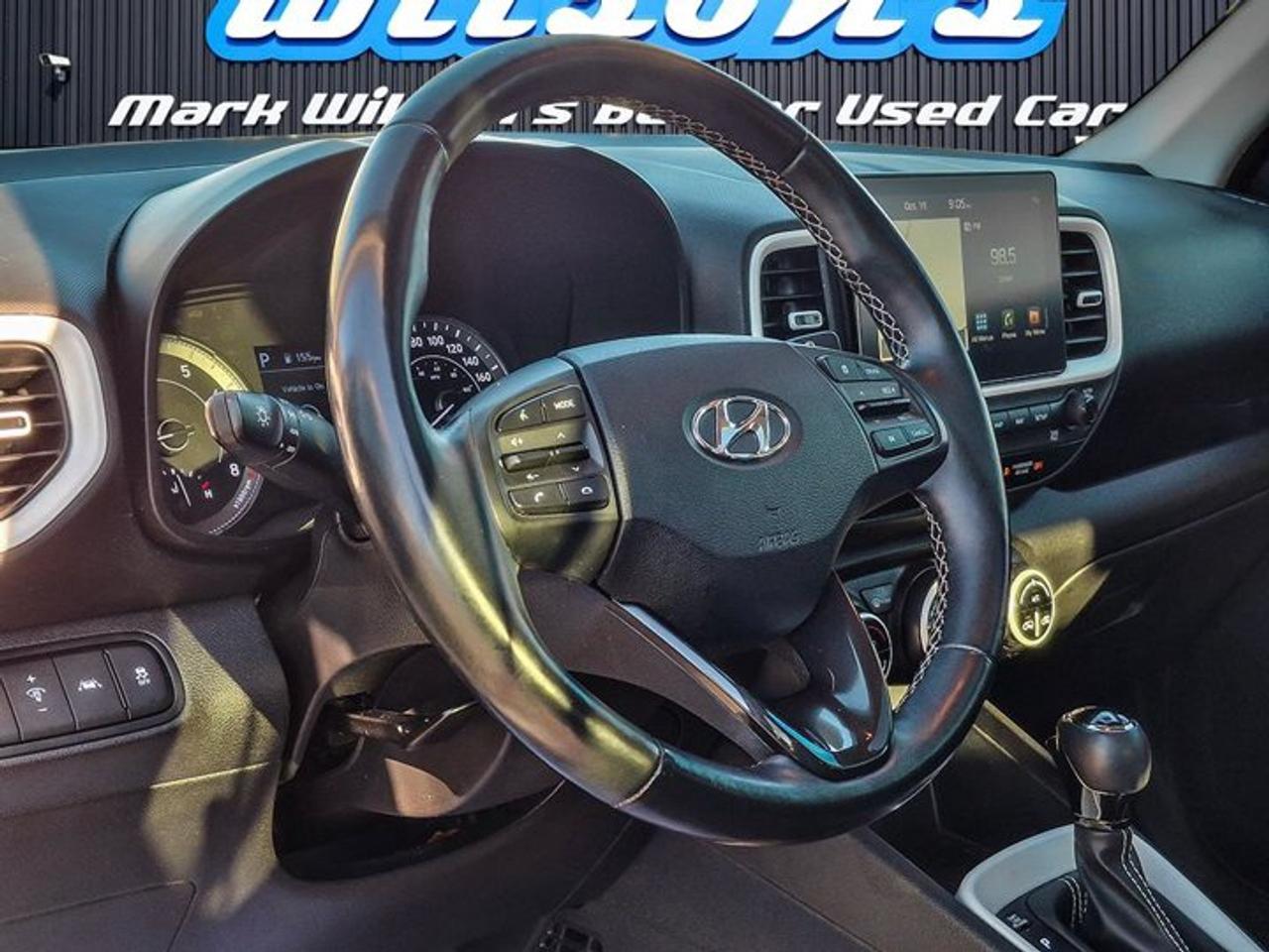 2020 Hyundai Venue Ultimate | Two Tone | Sunroof | Navi | Heated Seats + Steering | CarPlay + Android Auto | and More ! Photo
