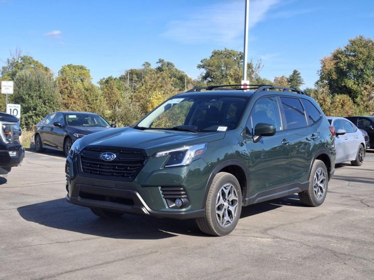 2023 Subaru Forester Touring AWD | Panoramic Sunroof | Heated Wheel + Seats | Adaptive Cruise | Power Seat and More ! Photo5