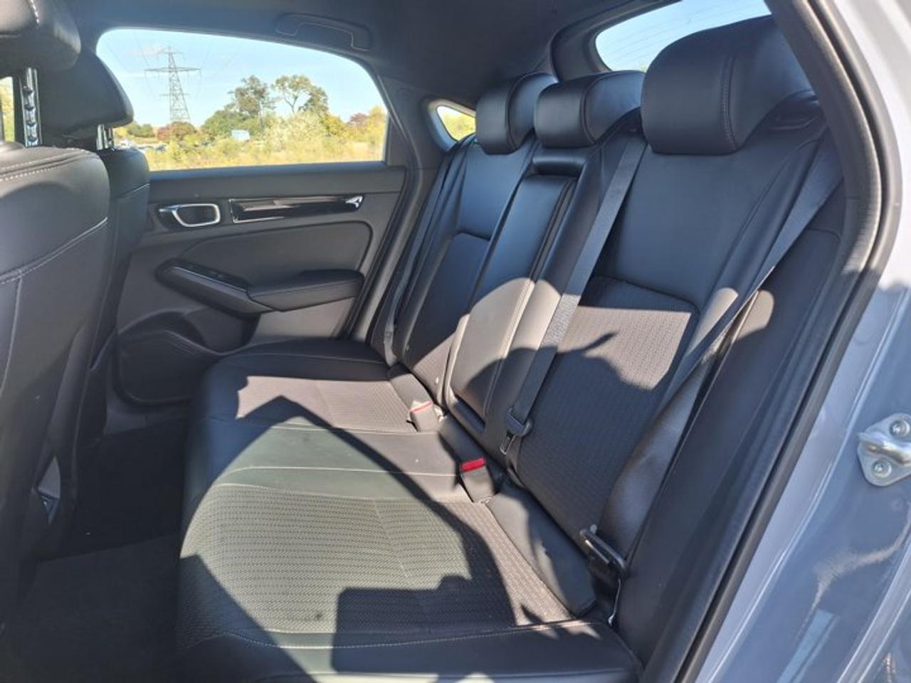 2022 Honda Civic Hatchback Sport Touring | 6-Speed Manual | Leather | Sunroof | Nav | Power Seat | Adaptive Cruise | and More ! Photo