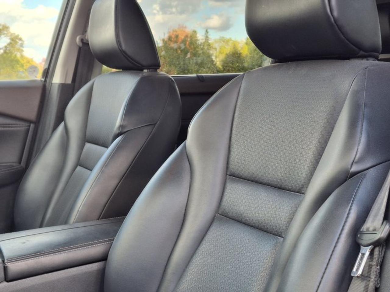 2021 Nissan Rogue SV Premium AWD | Leather | Sunroof | 360 Camera | CarPlay + Android | and More ! Photo
