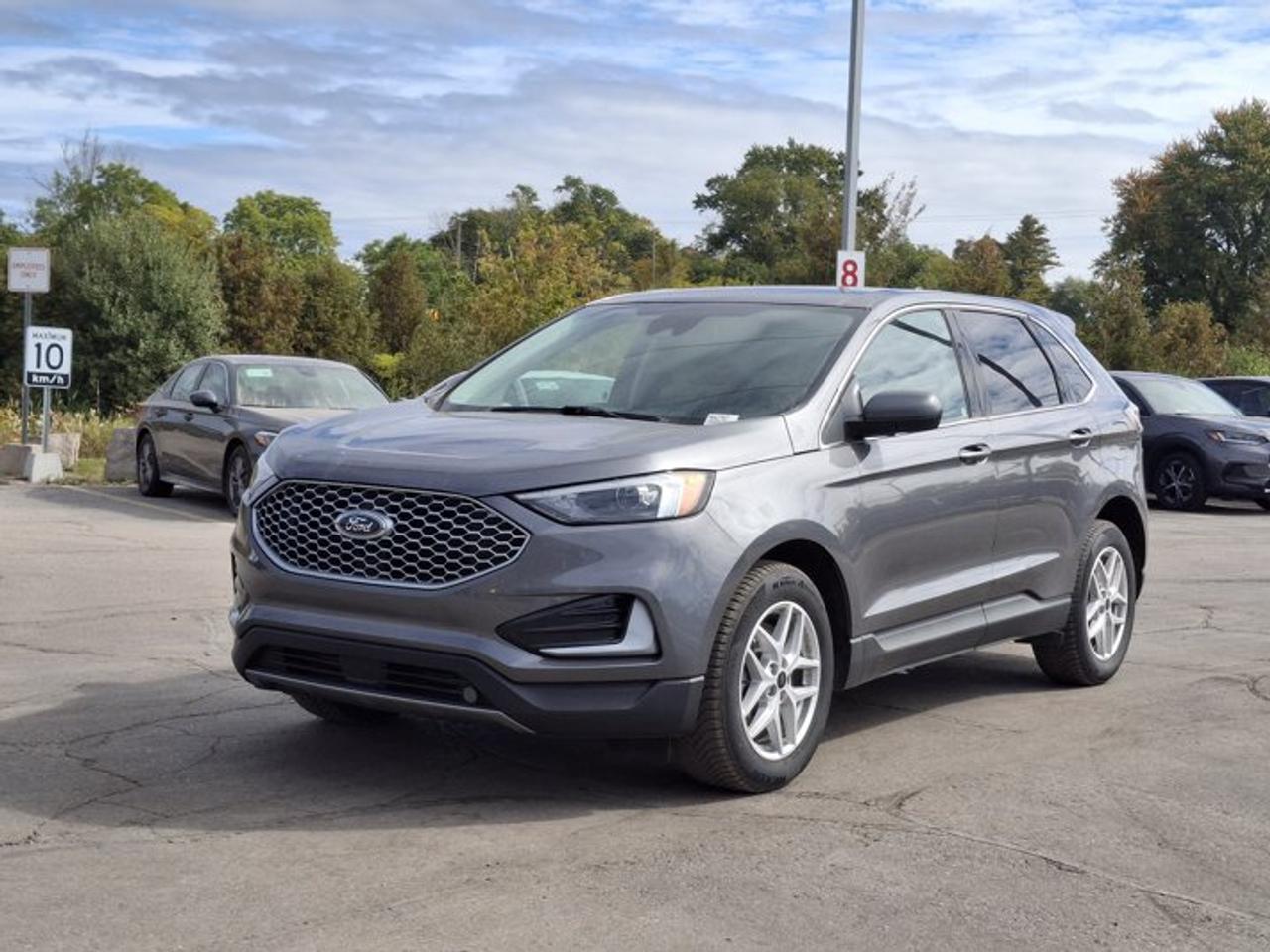 2023 Ford Edge SEL AWD | Leather | Heated Seats + Steering | Co-Pilot 360 | Remote Start | Power Liftgate and More! Photo