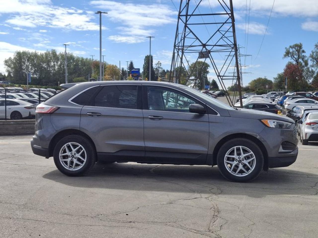 2023 Ford Edge SEL AWD | Leather | Heated Seats + Steering | Co-Pilot 360 | Remote Start | Power Liftgate and More! Photo