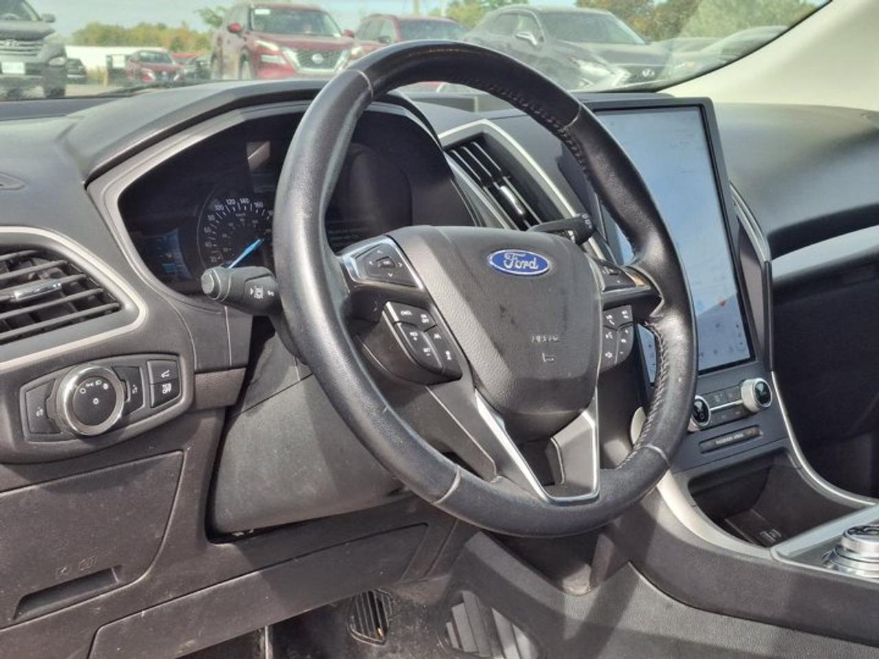 2023 Ford Edge SEL AWD | Leather | Heated Seats + Steering | Co-Pilot 360 | Remote Start | Power Liftgate and More! Photo