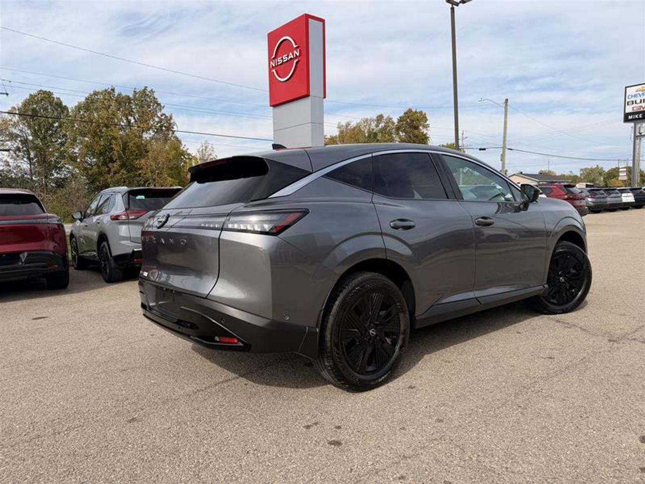 2025 Nissan Murano AWD SV Photo4