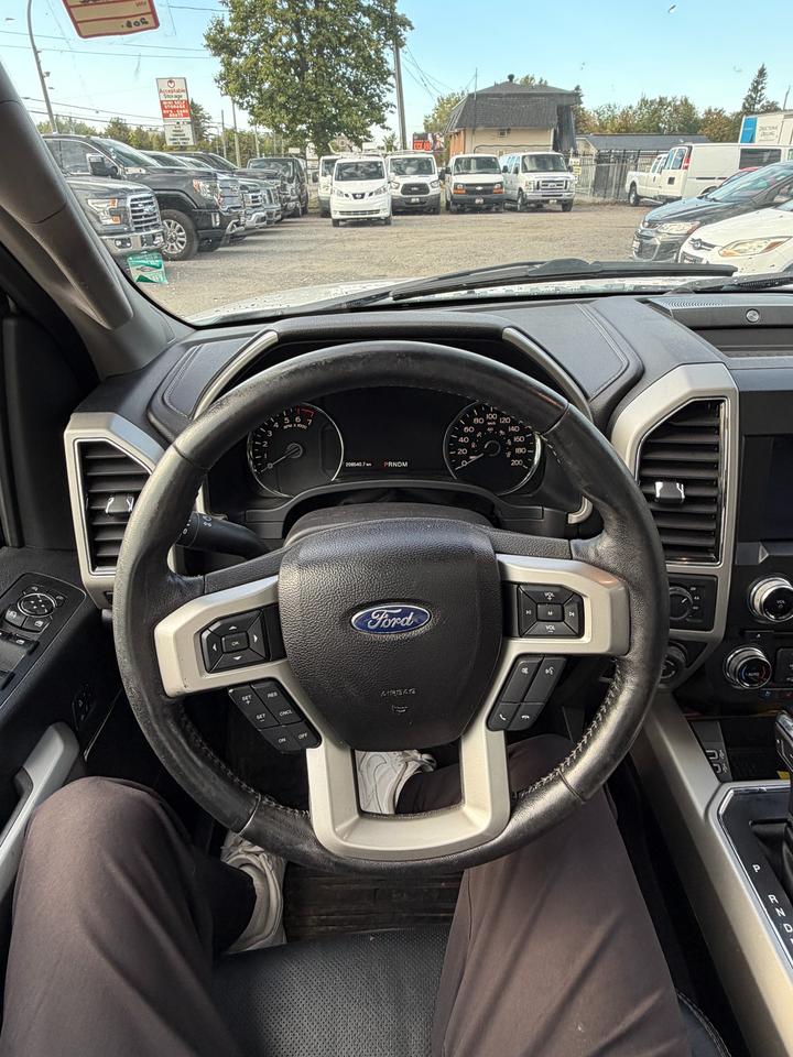 2018 Ford F-150 Lariat Photo