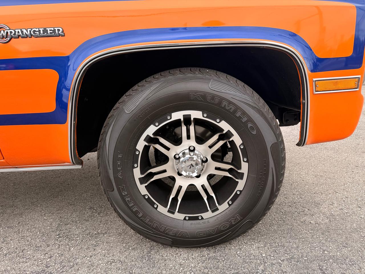 1985 Chevrolet Pickup (Other) C10, SQUARE BODY Photo