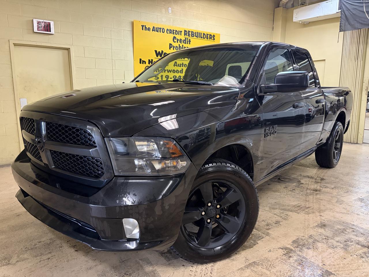 2018 RAM 1500 Express Photo5