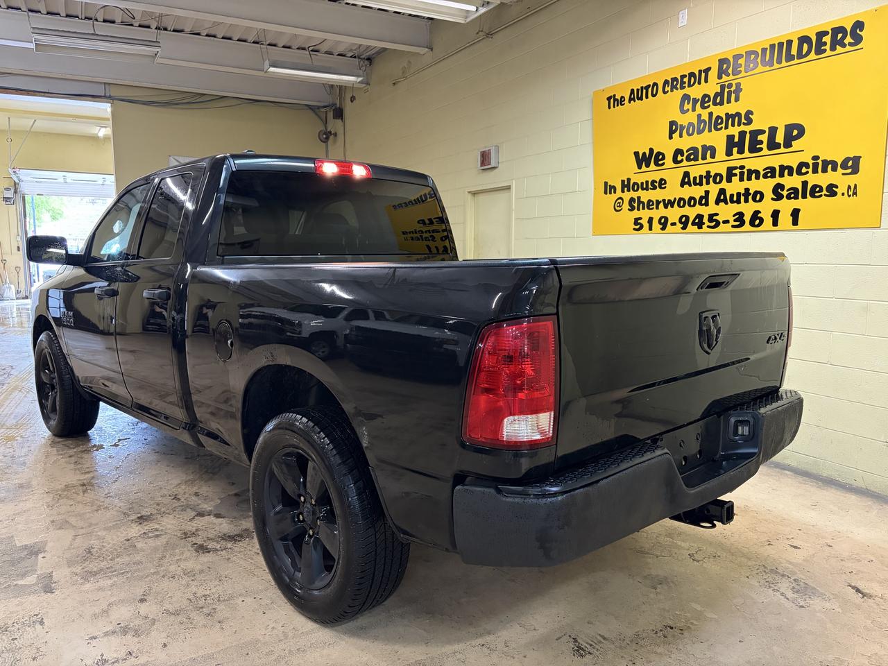 2018 RAM 1500 Express Photo3
