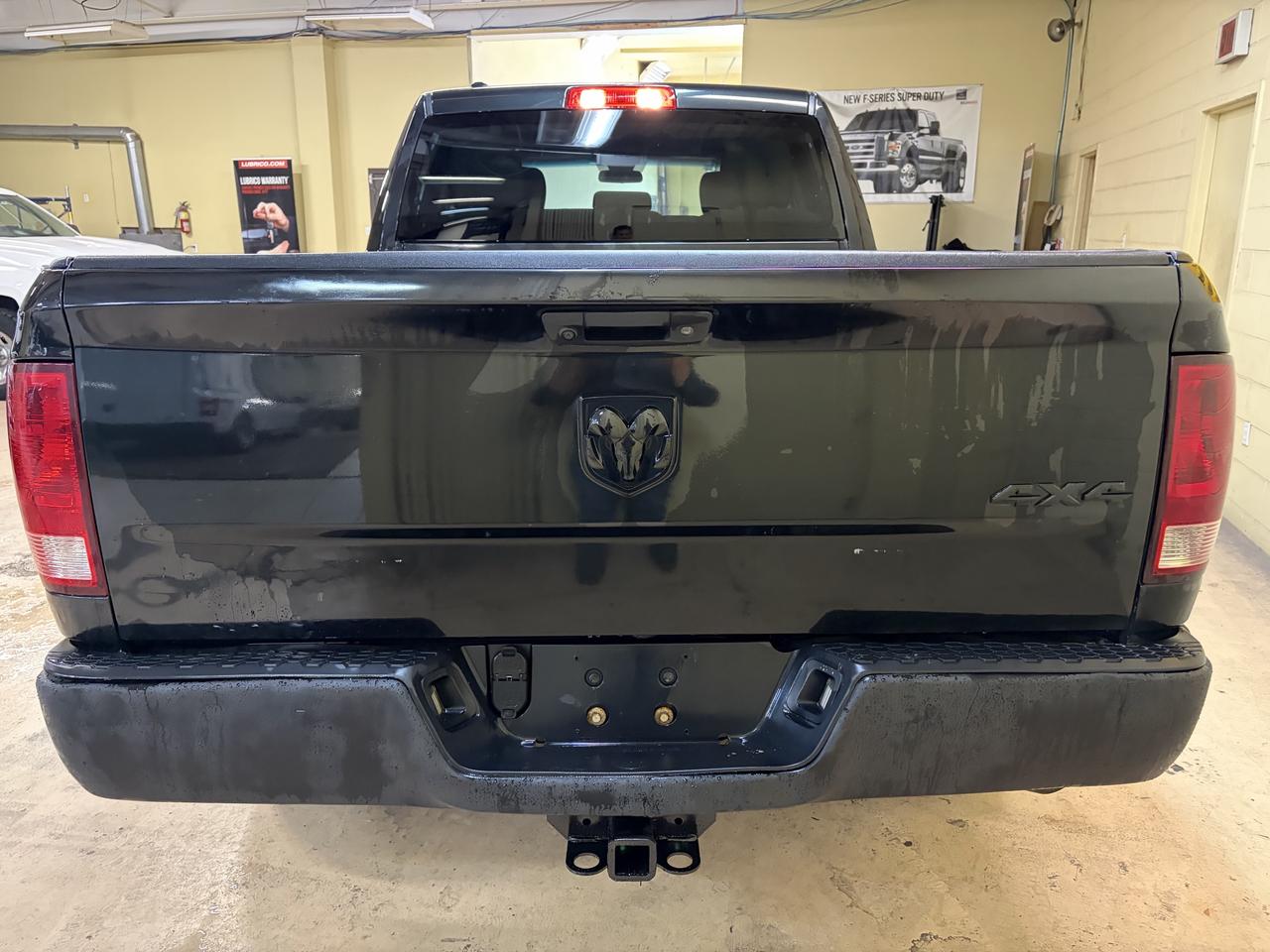 2018 RAM 1500 Express Photo4