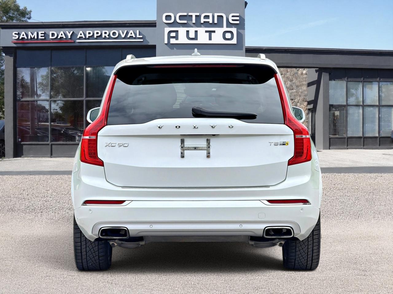 2019 Volvo XC90 T8 eAWD Plug-In Hybrid Inscription Photo