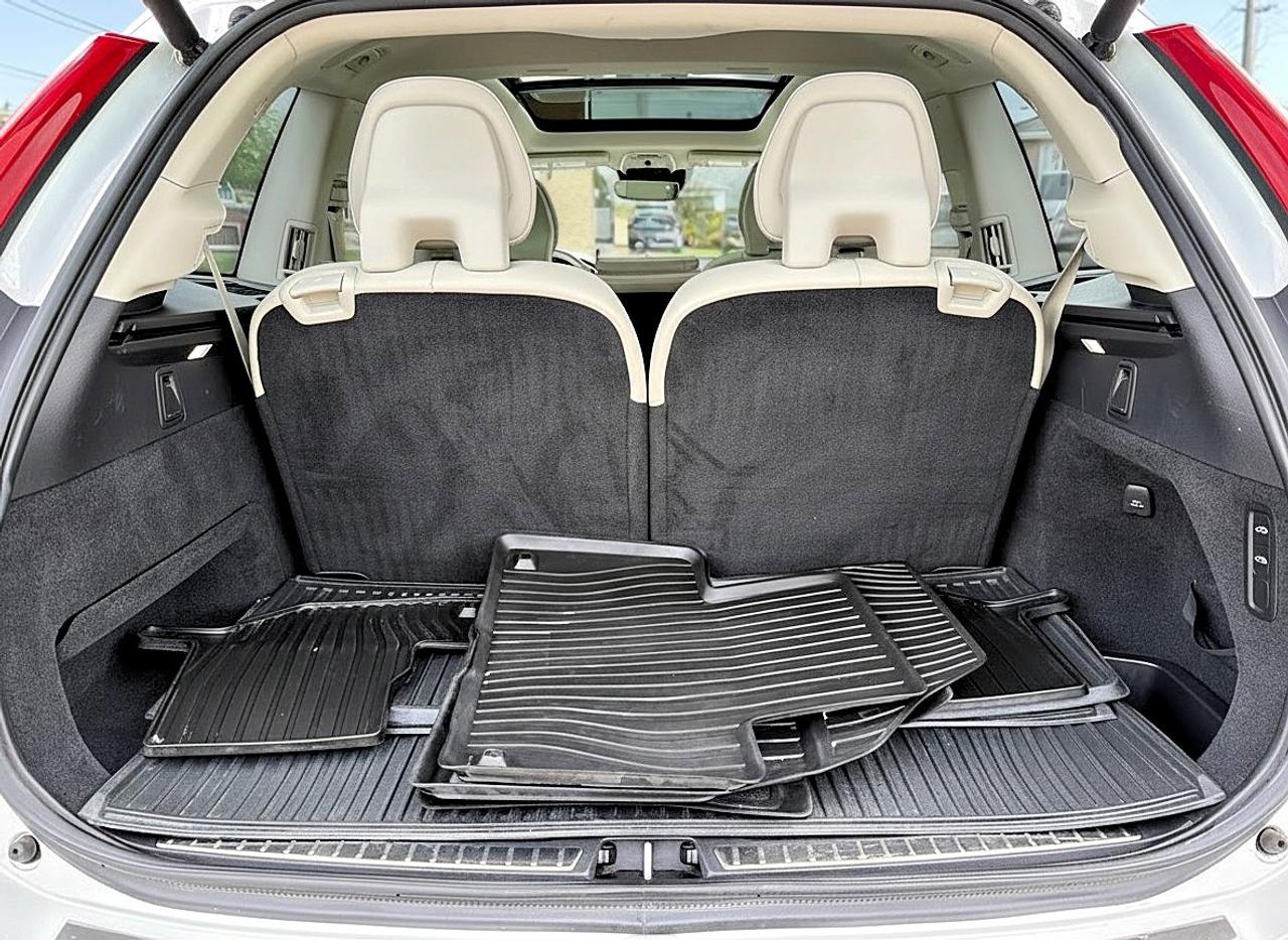 2019 Volvo XC90 T8 eAWD Plug-In Hybrid Inscription Photo