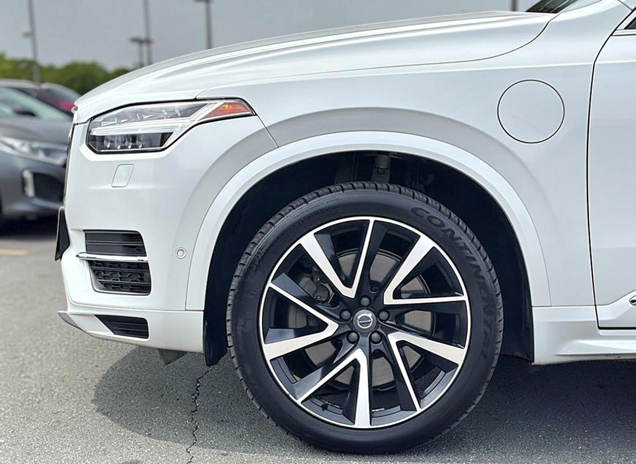 2019 Volvo XC90 T8 eAWD Plug-In Hybrid Inscription Photo