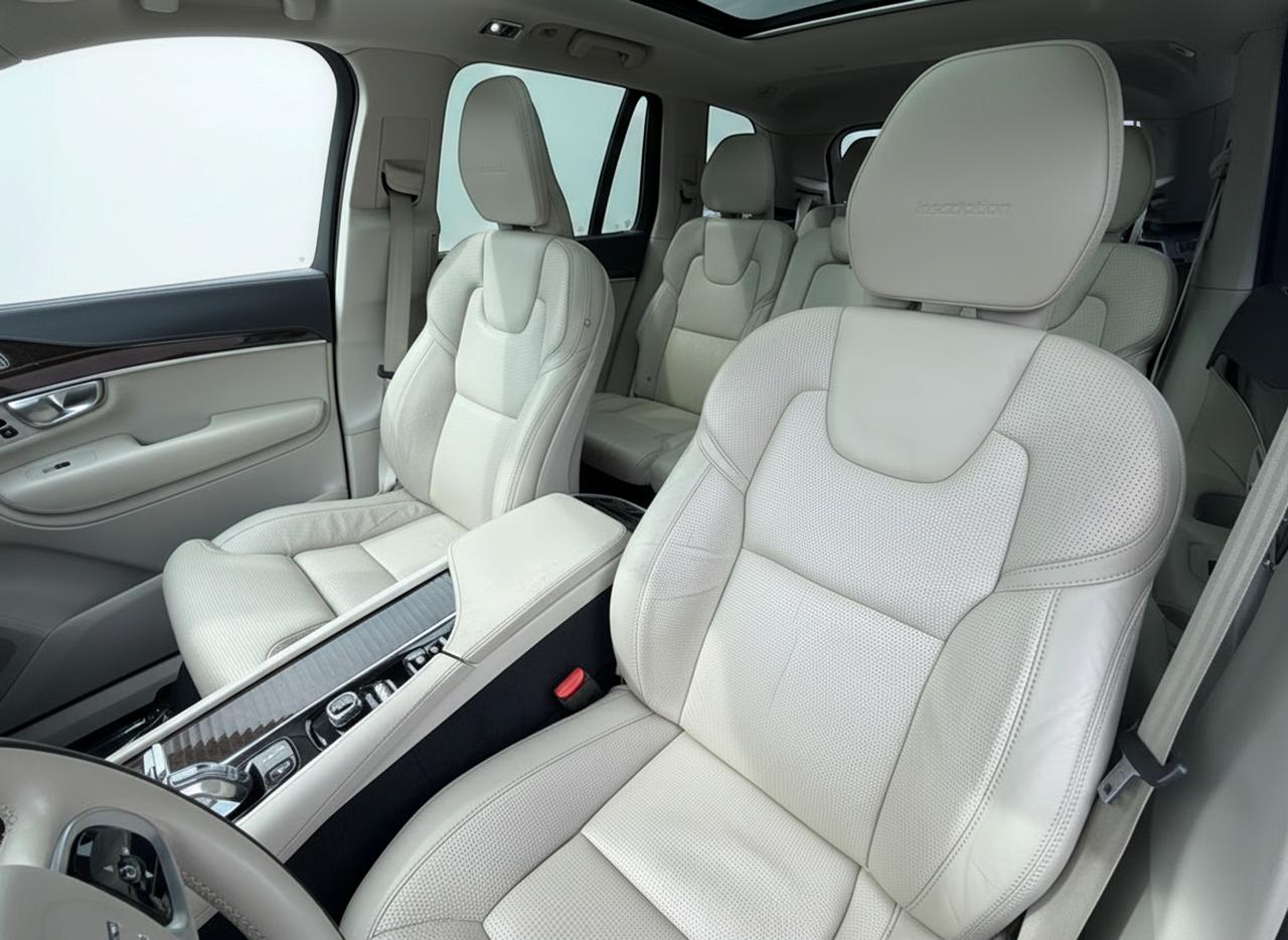 2019 Volvo XC90 T8 eAWD Plug-In Hybrid Inscription Photo