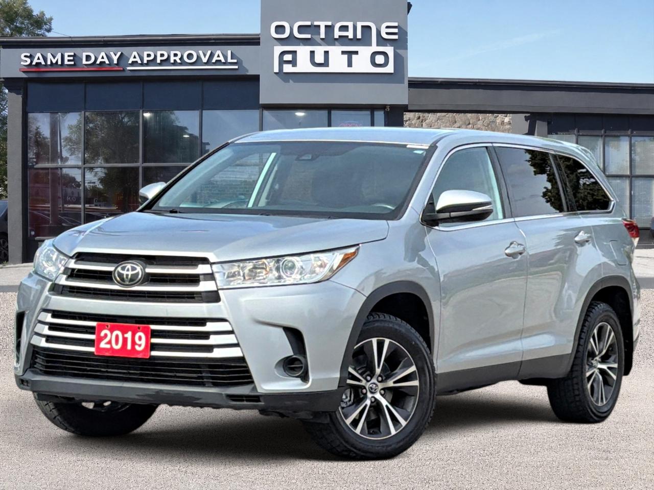 2019 Toyota Highlander Awd Le - Photo #1