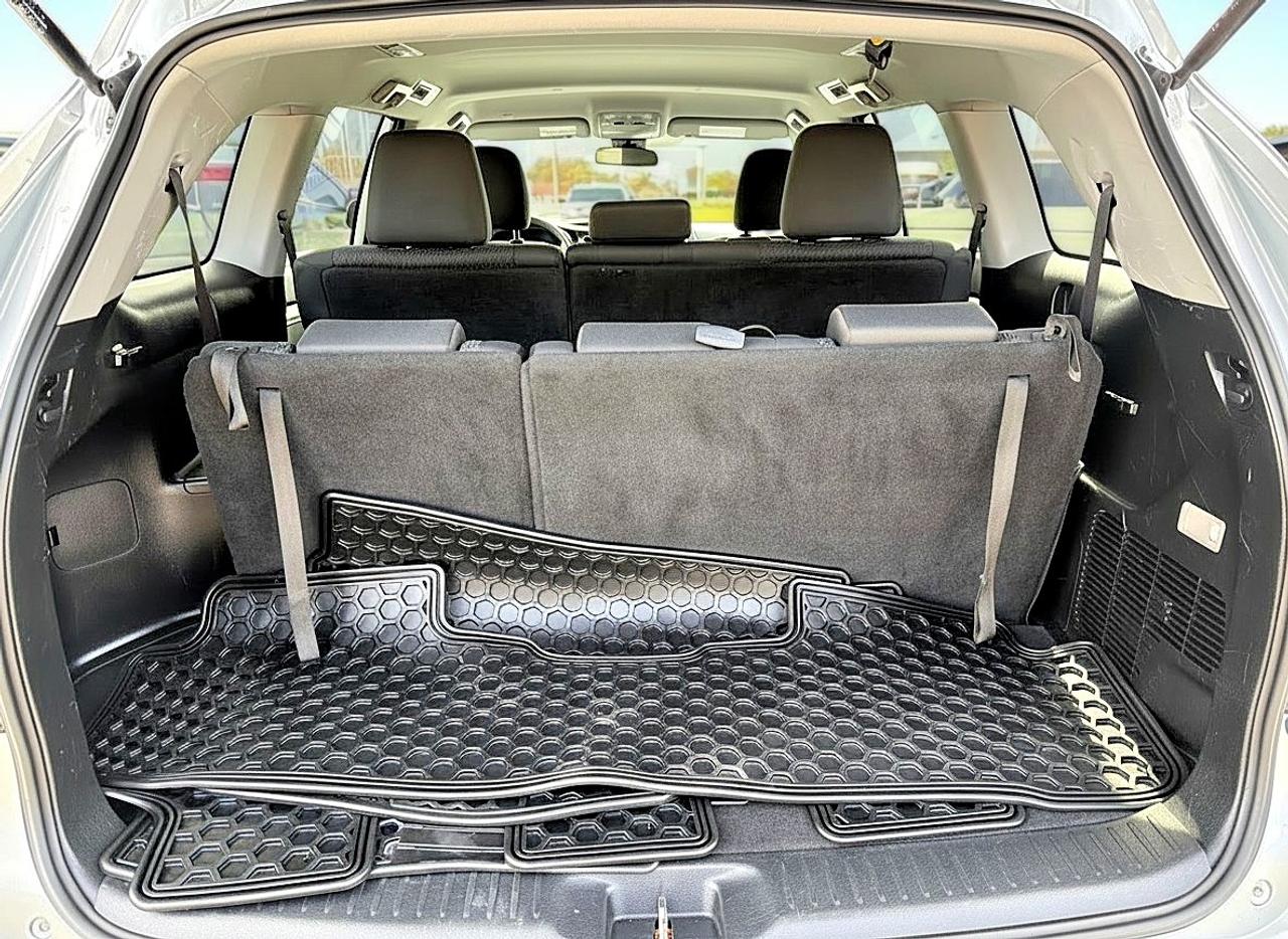 2019 Toyota Highlander Awd Le Photo