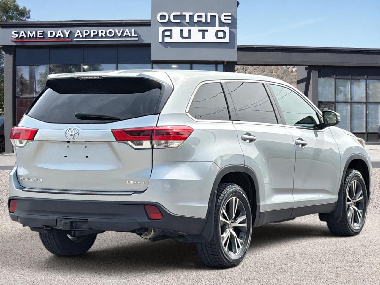 2019 Toyota Highlander Awd Le Photo