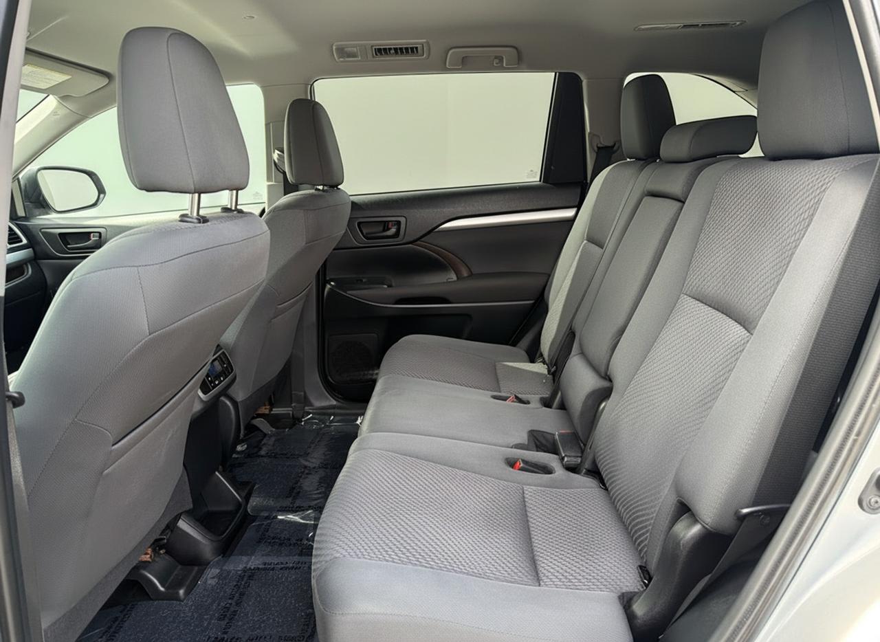 2019 Toyota Highlander Awd Le Photo