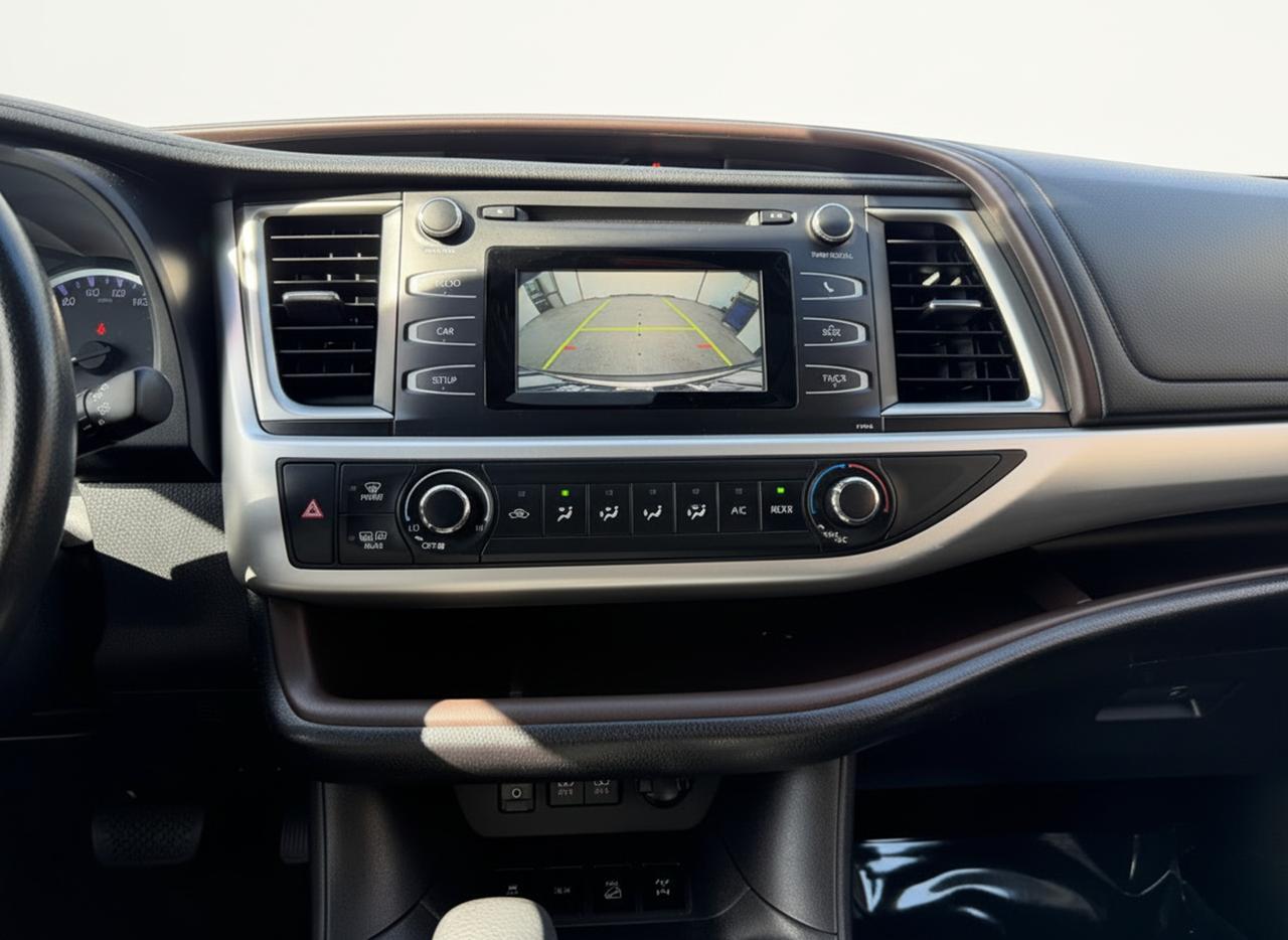 2019 Toyota Highlander Awd Le Photo