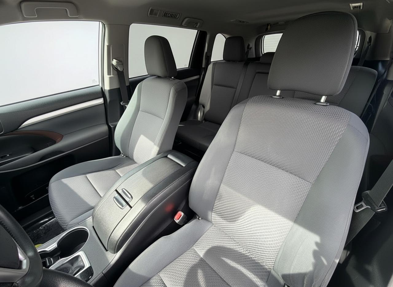 2019 Toyota Highlander Awd Le Photo