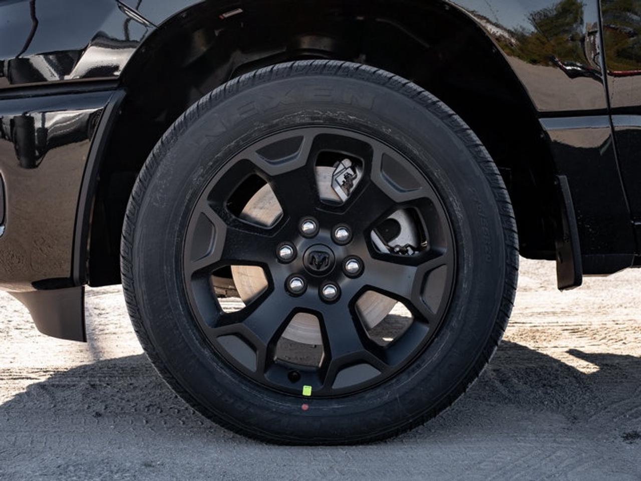 2027 RAM 1500 SPORT Photo