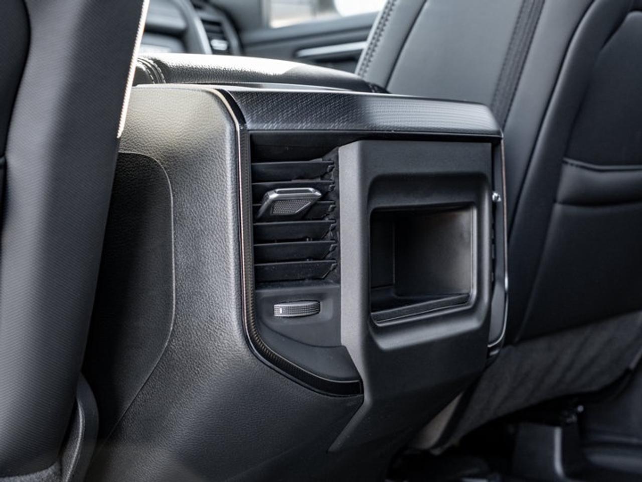 2027 RAM 1500 SPORT Photo
