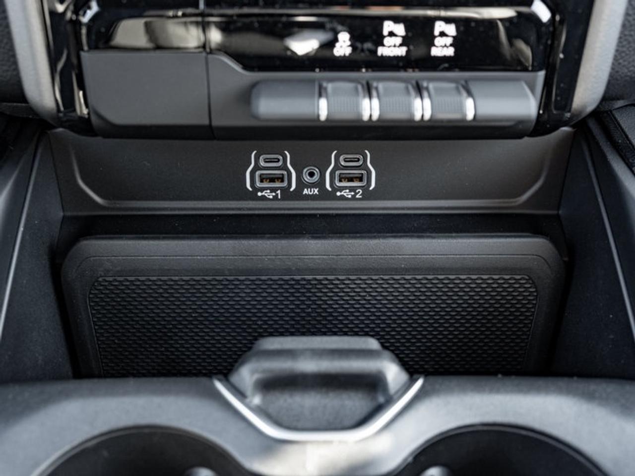 2027 RAM 1500 SPORT Photo