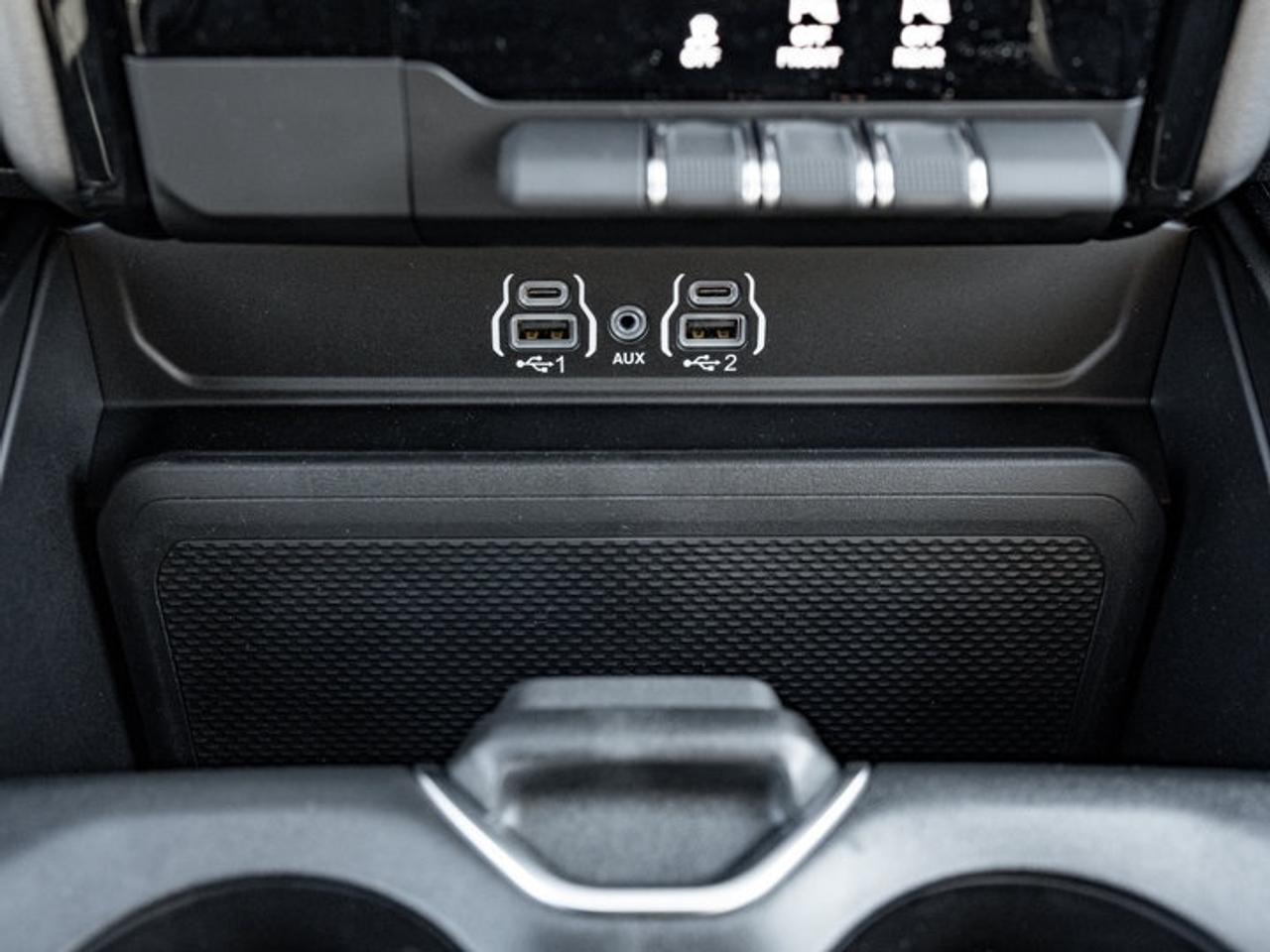 2027 RAM 1500 SPORT Photo