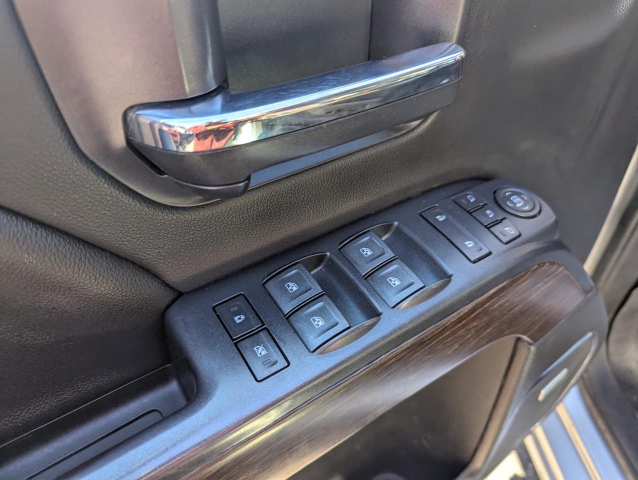 2018 GMC Sierra 1500 Denali Photo