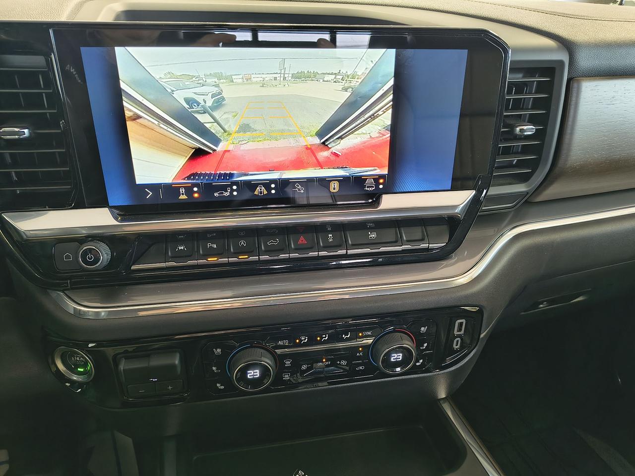 2024 Chevrolet Silverado 1500 High Country Photo0