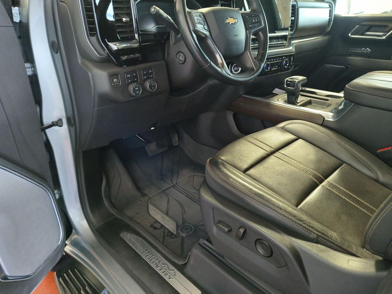 2024 Chevrolet Silverado 1500 High Country Photo