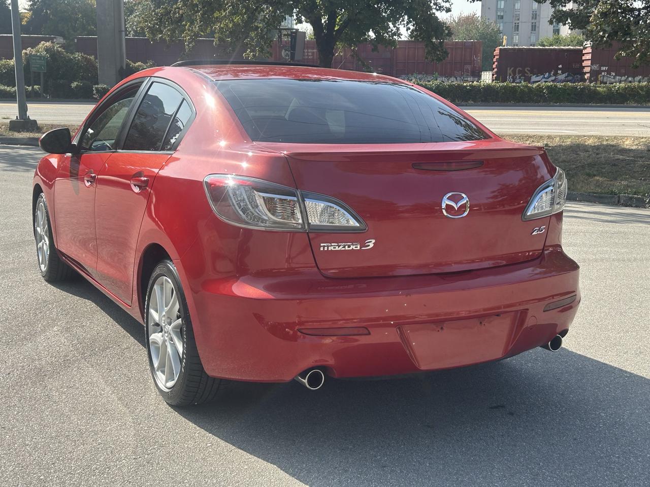 2012 Mazda MAZDA3 GT Photo