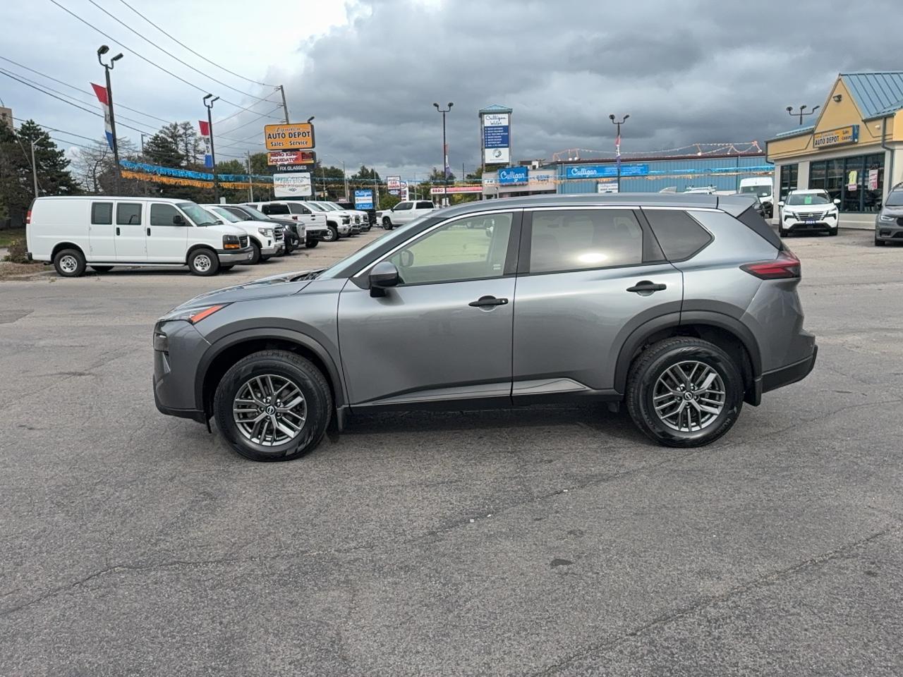 2024 Nissan Rogue S AWD 1.5L3cylGas HeatedSeats&SterringWheel Photo3